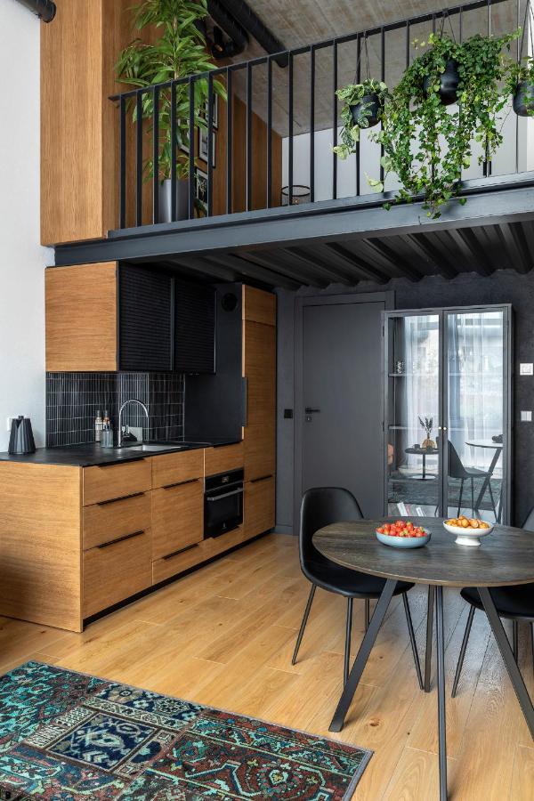 Apartamento Stylish Loft With Terrace Paupys, Old Town Vilna Exterior foto